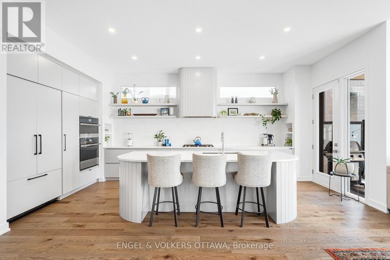 29349449/508-roosevelt-avenue/mckellarhighland/ottawa/ontario/K2A1Z8_5