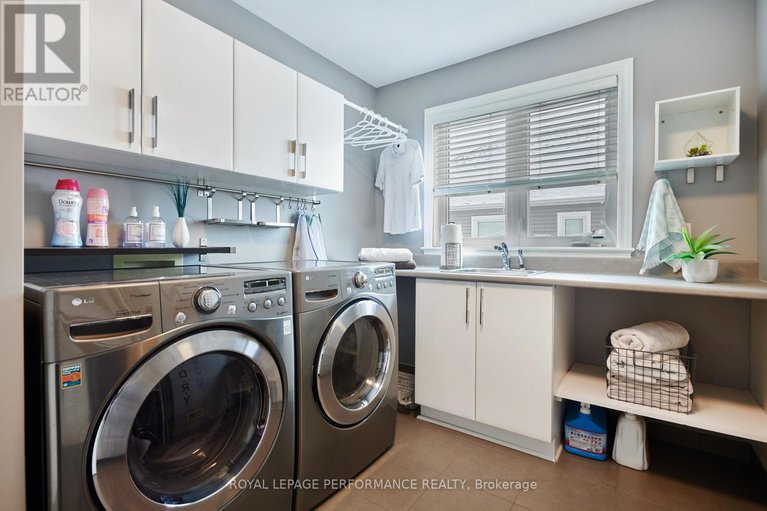 28147460/179-gracewood-crescent/blossom-parkkemp-parkfindlay-creek/ottawa/ontario/K1T0J3_33