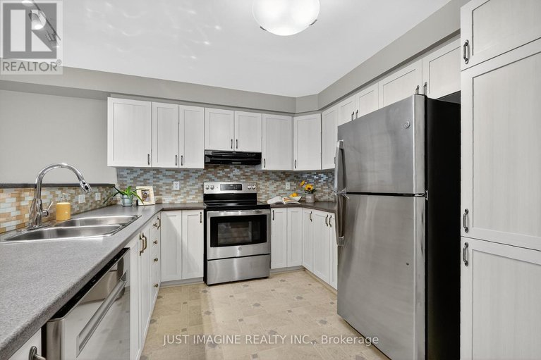 29033359/105-caithness-private/mer-bleuebradley-estatesanderson-park/ottawa/ontario/K1W0G4_17
