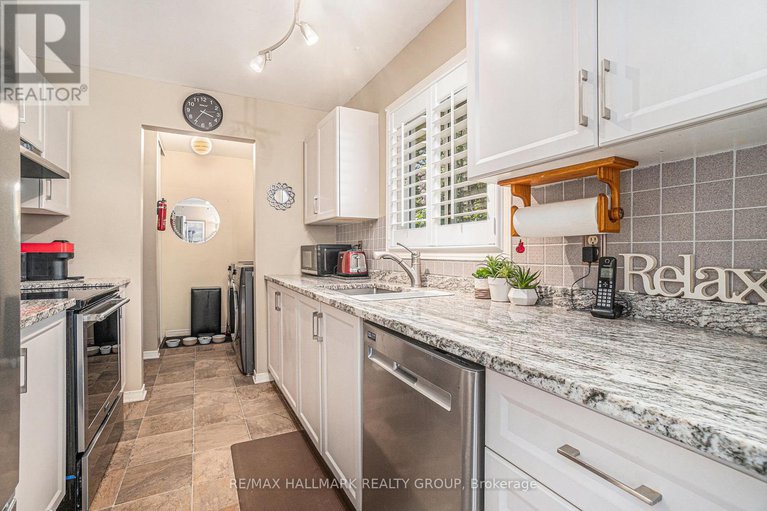 28330322/2199-wallingford-way/north-gower/ottawa/ontario/K0A2T0_7