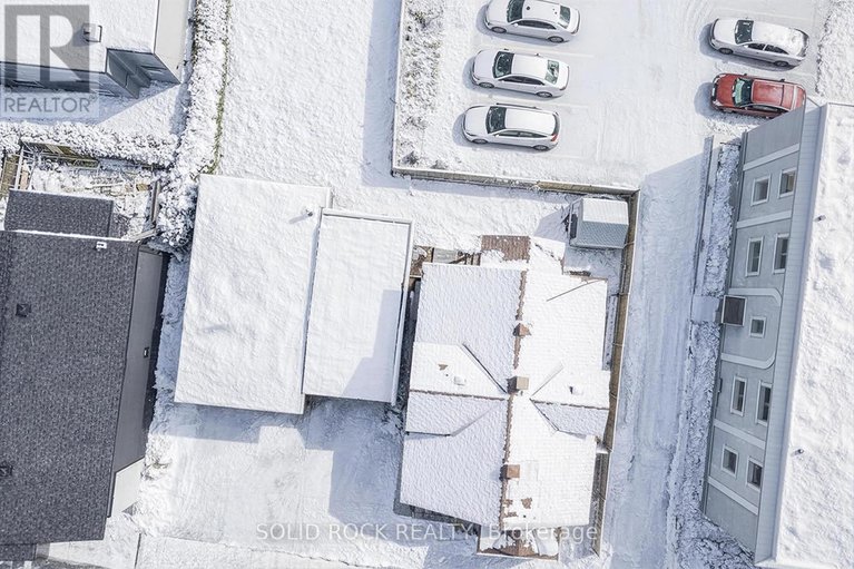 29371444/412-montreal-road/vanier/ottawa/ontario/K1K0V4_34