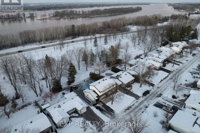 29162985/2159-fillmore-crescent/beacon-hill-north/ottawa/ontario/K1J6A1_36