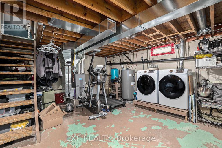 28498120/85-moore-street/mcnabbraeside-twps/mcnabbraeside/ontario/K7S1G3_27