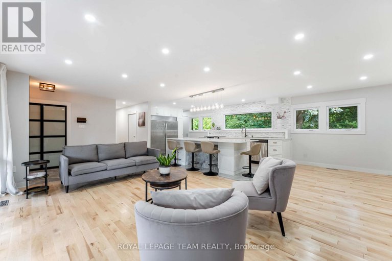 29148358/15-leacock-drive/beaverbrook/ottawa/ontario/K2K1R6_9