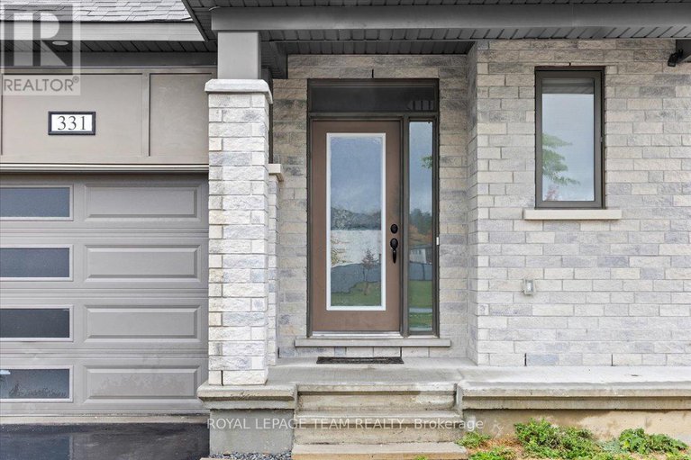 28967478/331-crossway-terrace/stittsville-north/ottawa/ontario/K2S2Z3_2