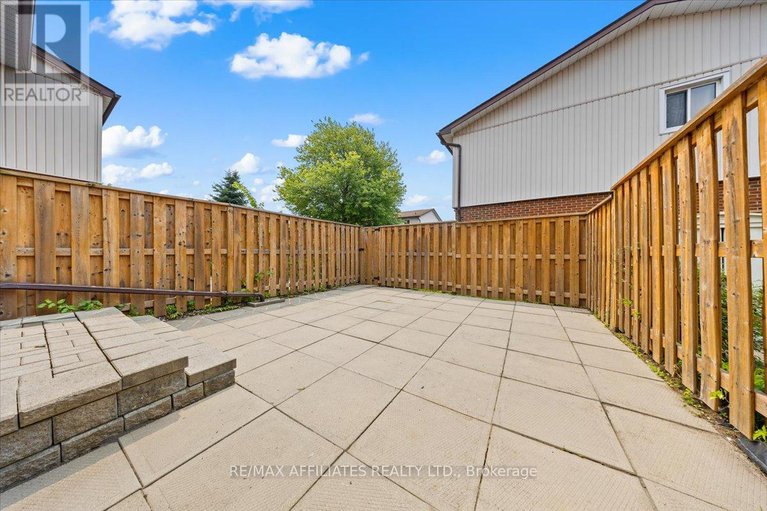 28695560/3192-bannon-way/blossom-parkkemp-parkfindlay-creek/ottawa/ontario/K1T1T3_35
