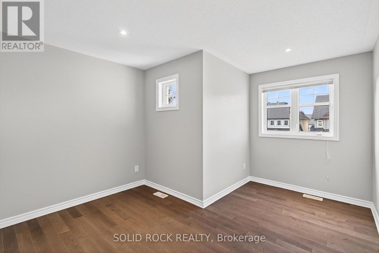 29353005/520-elm-park-avenue/longfields/ottawa/ontario/K2J5X9_31