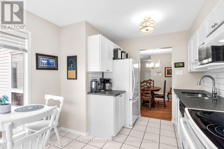 28573950/1567-cedar-mills-road/chateauneuf/ottawa/ontario/K1C7L9_14