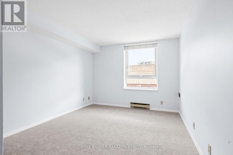 29228358/209-80-sandcastle-drive/leslie-park/ottawa/ontario/K2H9E7_20