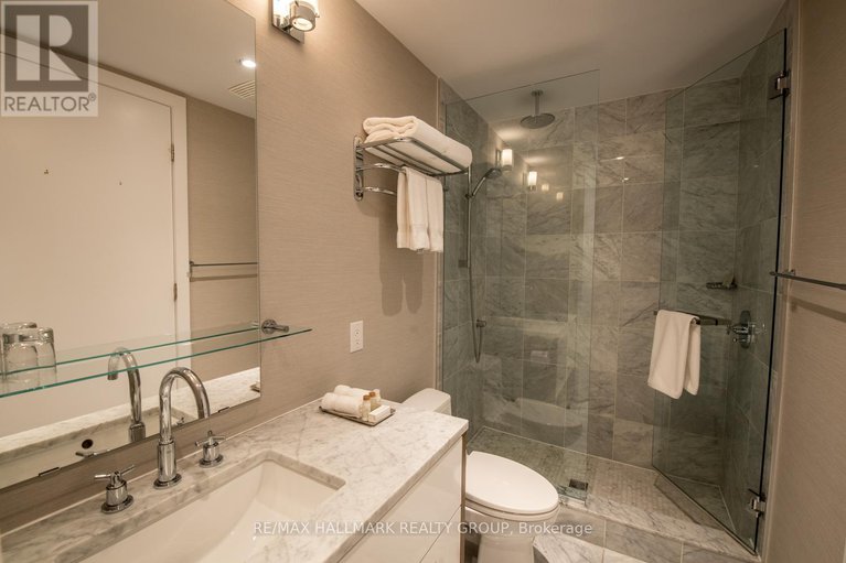 28810610/213-300-lisgar-street/ottawa-centre/ottawa/ontario/K2P0E2_19