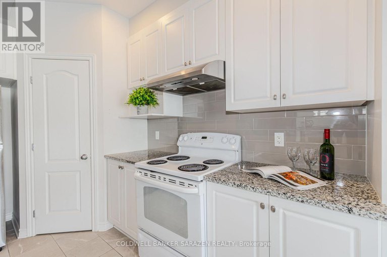 29377334/547-jackdaw-avenue/half-moon-bay/ottawa/ontario/K2J6M6_13