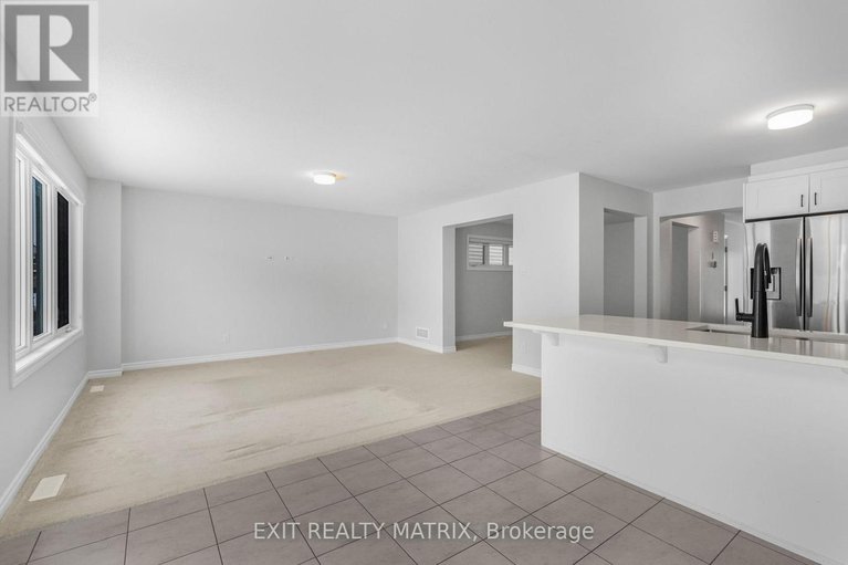 29254441/839-henslows-circle/avalon-west/ottawa/ontario/K4A5H7_12