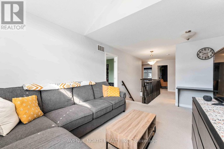 28779553/210-des-soldats-riendeau-street/half-moon-bay/ottawa/ontario/K2J5Z4_34