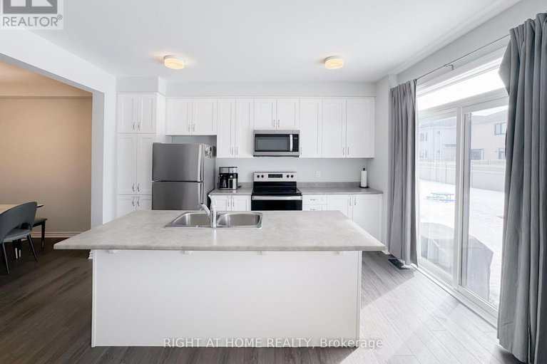 29443631/771-brittanic-road/emerald-meadowstrailwest/ottawa/ontario/K2V0R3_14