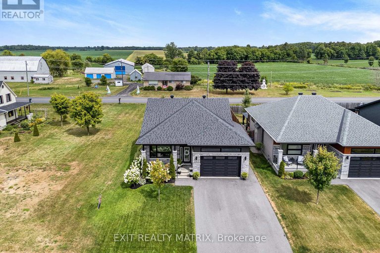 28956103/56-nancy-street/embrun/russell/ontario/K0A1W0_24