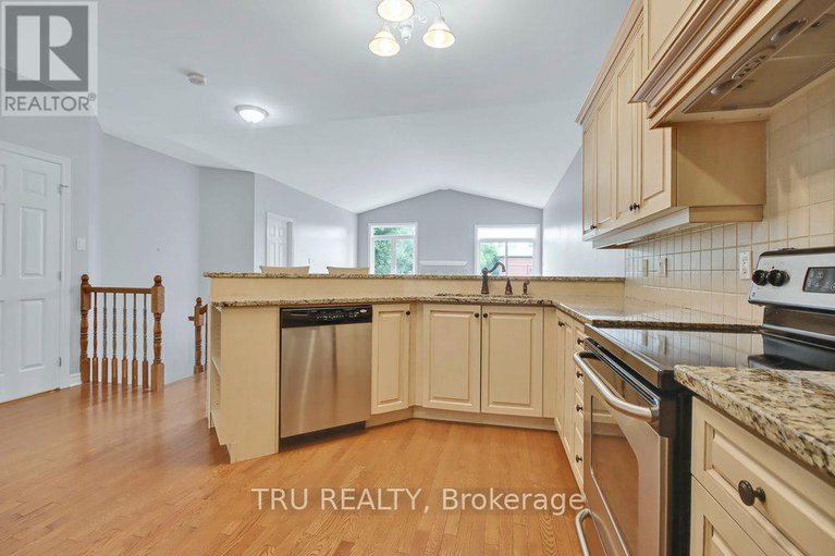 28339241/108-villageview-private/carp/ottawa/ontario/K0A1L0_10