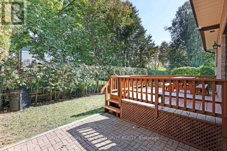 28932150/2291-courtice-avenue-e/alta-vista/ottawa/ontario/K1H7G7_36