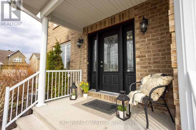 28492201/228-olde-towne-avenue/village-of-russell/russell/ontario/K4R0B3_3