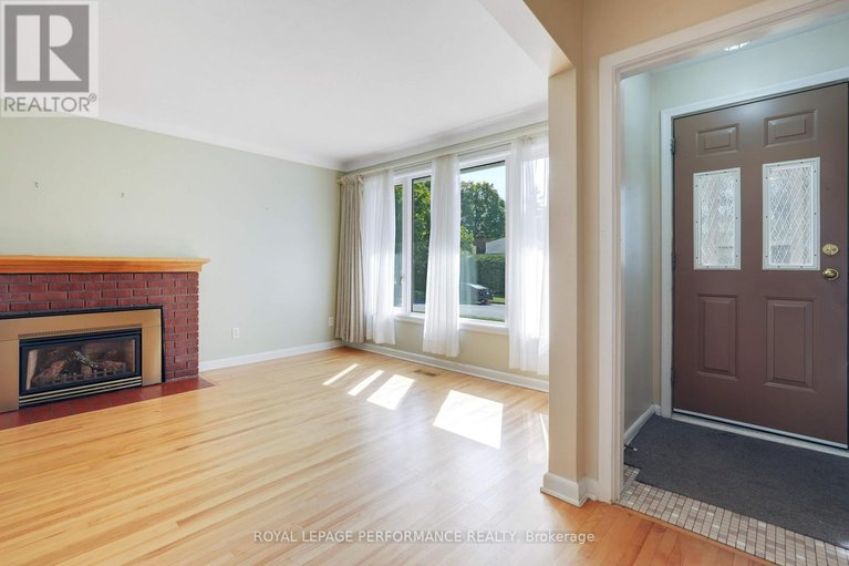 28864113/773-fairdale-avenue/elmvale-acres/ottawa/ontario/K1G1X6_3