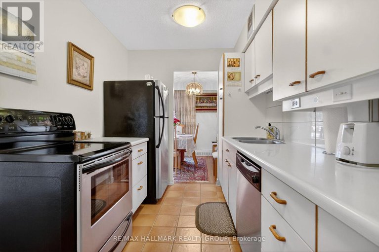 29394660/407-2400-virginia-drive/urbandale-acres/ottawa/ontario/K1H8L3_17