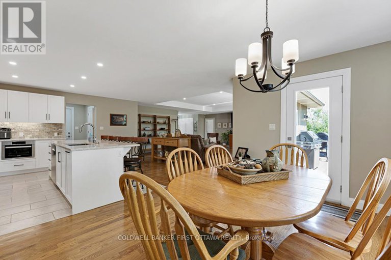 28759798/22-rideau-crossing-crescent/north-grenville-twp-kemptville-east/north-grenville/ontario/K0G1J0_23