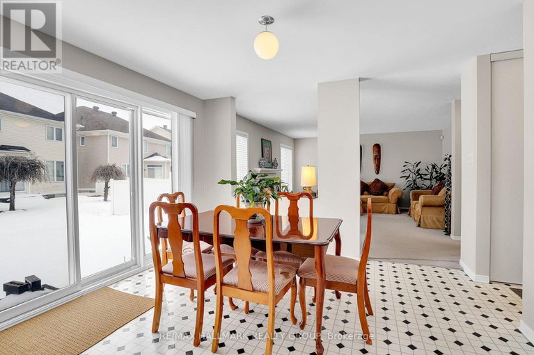 29537108/634-aquaview-drive/avalon-east/ottawa/ontario/K4A4W2_10