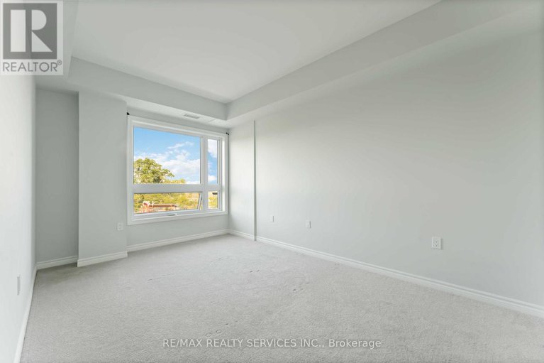 28848680/313-397-codds-road/cfb-rockcliffe-and-area/ottawa/ontario/K1K5C7_13