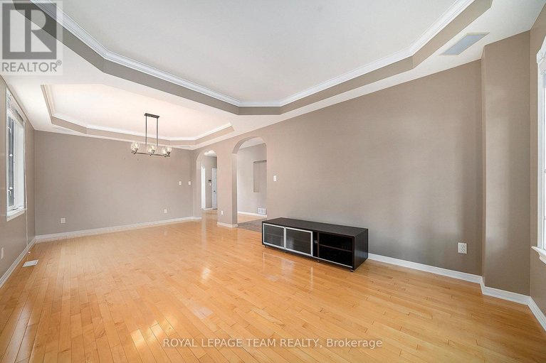 28762307/9-fencerow-way/stonebridge/ottawa/ontario/K2J4X8_7