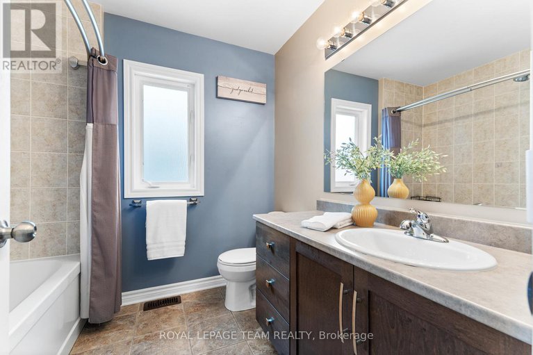 28387113/316-sugar-pine-crescent/bridlewood/ottawa/ontario/K2M0B1_35