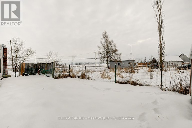 29142906/458-river-road/riverside-southgloucester-glen/ottawa/ontario/K1V1E7_31