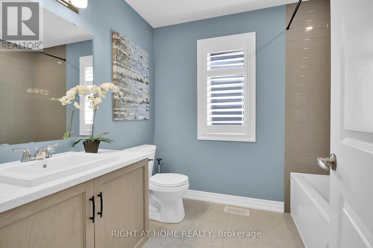 28369701/68-pelham-crescent/goulbourn-twp-from-franktown-rdsouth-to-rideau/ottawa/ontario/K0A2Z0_21