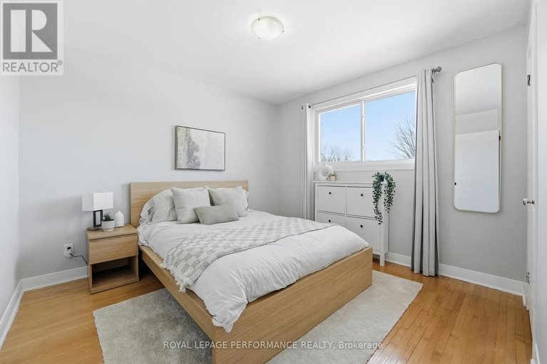 29528377/990-laviolette-street/town-of-rockland/clarence-rockland/ontario/K4K1B9_15