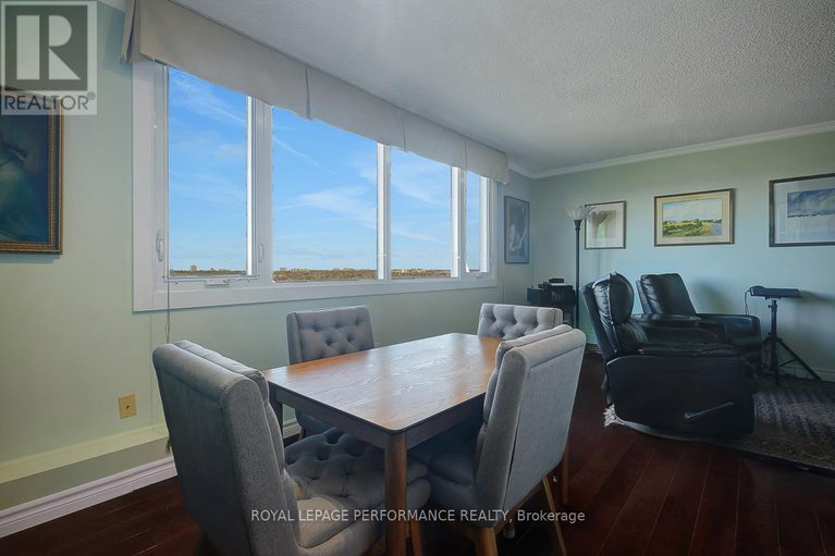 28285240/2105-2625-regina-street/lincoln-heights/ottawa/ontario/K2B5W8_8
