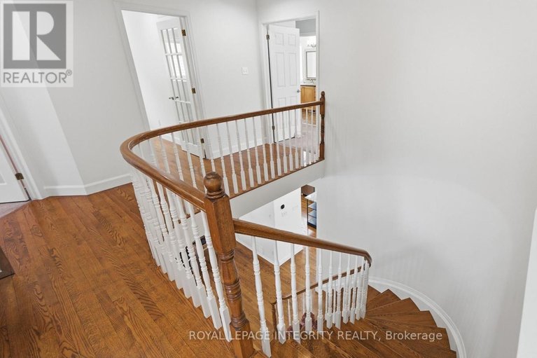 29525646/20-farmfield-crescent/emerald-meadowstrailwest/ottawa/ontario/K2M2S9_20