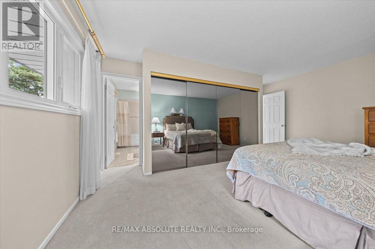 28757860/22-banting-crescent/beaverbrook/ottawa/ontario/K2K1P4_24