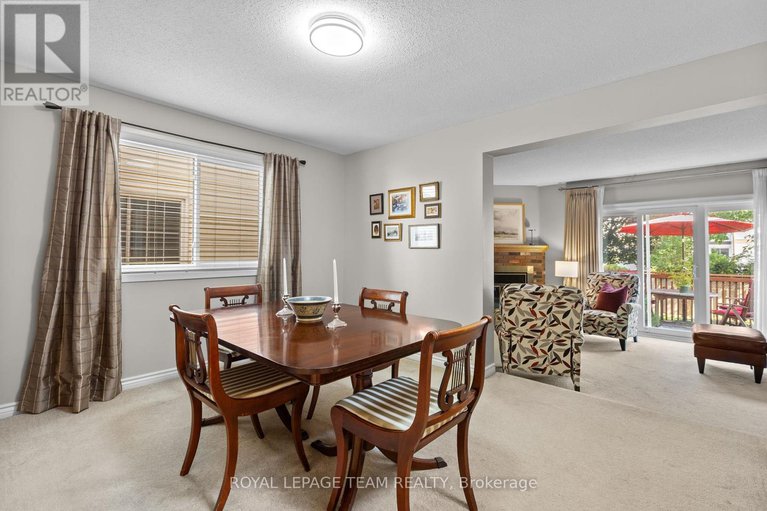 28918556/24-hyannis-avenue/cedargrovefraserdale/ottawa/ontario/K2J2W8_11