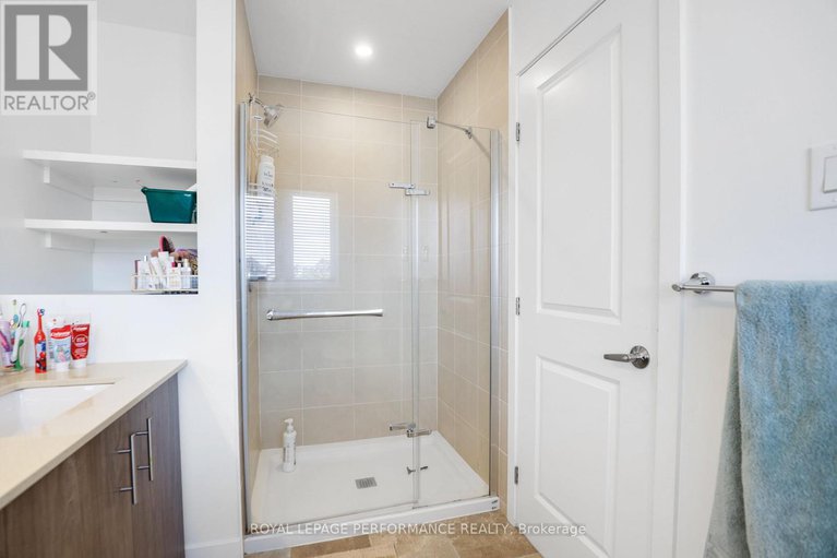 28788719/471-fernside-street/leitrim/ottawa/ontario/K1T0M1_22