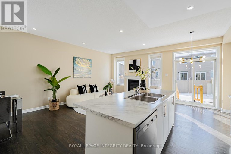 29246578/610-via-mattino-way/longfields/ottawa/ontario/K2J6B9_11