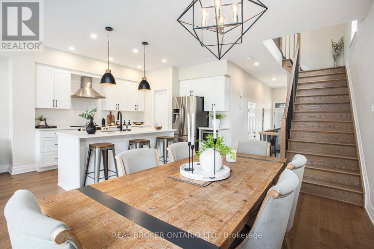28928628/767-cairn-crescent/mer-bleuebradley-estatesanderson-park/ottawa/ontario/K1W0P4_15