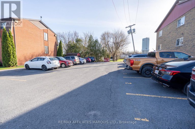 28228167/5-120-military-road-n/lancaster/south-glengarry/ontario/K0C1N0_16