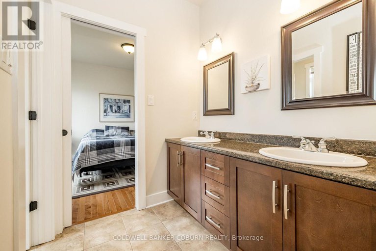 29412290/270-west-lake-circle/huntley-ward-south-east/ottawa/ontario/K0A1L0_31