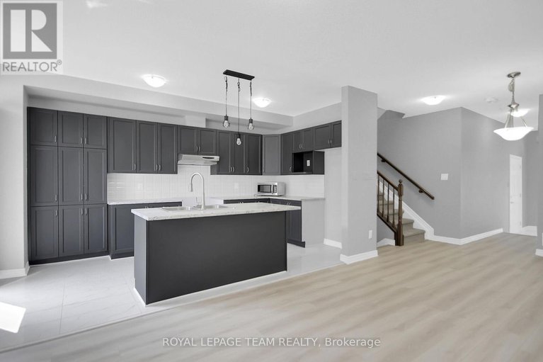 28243617/605-lauraleaf-crescent/half-moon-bay/ottawa/ontario/K2J6G7_11