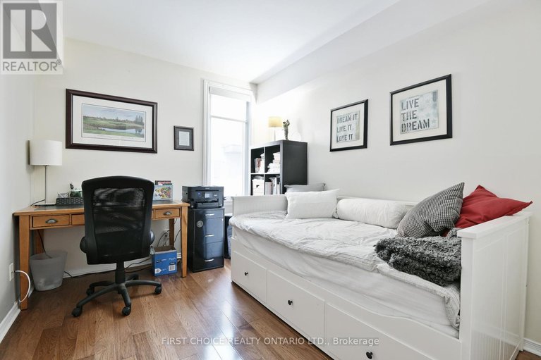 28951963/104-175-woodbine-place/old-ottawa-south/ottawa/ontario/K1S5M8_20