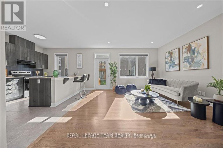 29143792/426-epoch-street/half-moon-bay/ottawa/ontario/K2J6X7_6