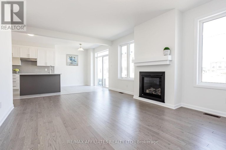 28880328/850-cappamore-drive/half-moon-bay/ottawa/ontario/K2C3H2_15