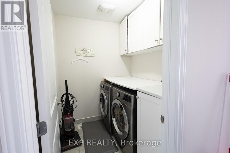 29626610/1008-carden-lane/orleans-village/ottawa/ontario/K1W0N3_23