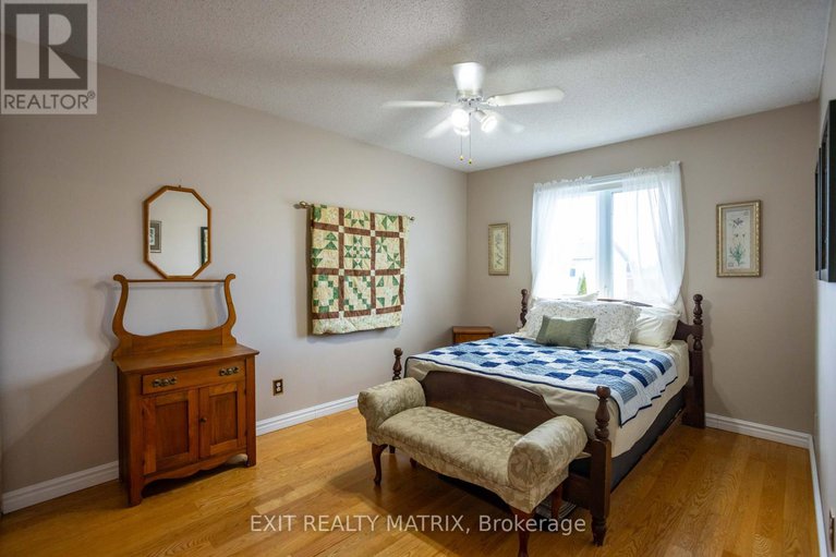 28213004/124-menard-street/embrun/russell/ontario/K0A1W1_28