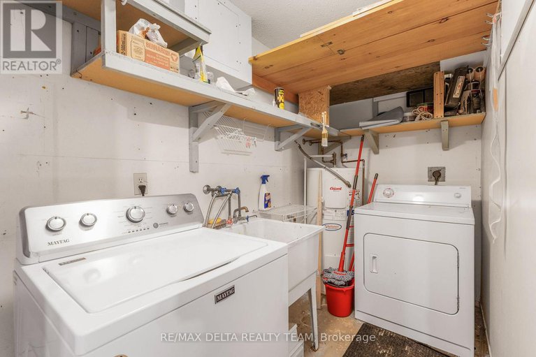 28620322/205-520-canteval-terrace/fallingbrookpineridge/ottawa/ontario/K4A2C9_28