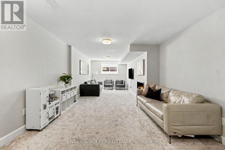 29646599/57-mandevilla-crescent/blossom-parkkemp-parkfindlay-creek/ottawa/ontario/K1T0Y2_27