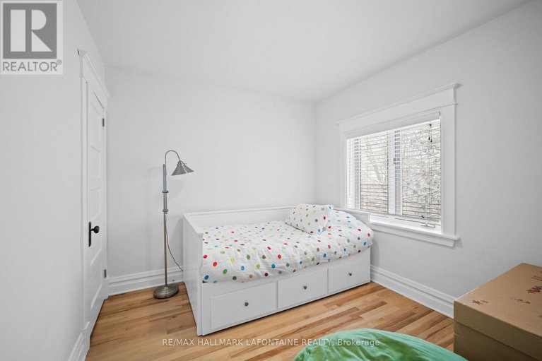 28286991/143-blackburn-avenue/sandy-hill/ottawa/ontario/K1N8A6_20